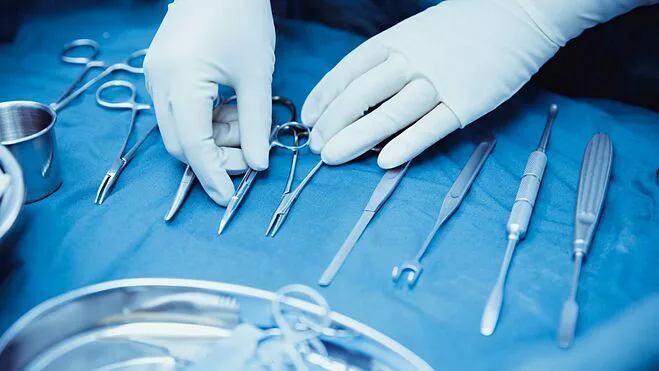 Các dụng cụ trong phẫu thuật cơ bản